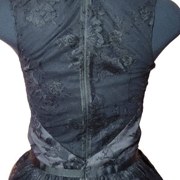 KATHARINE KIDD LACE MIDI DRESS - Picture 5 of 15